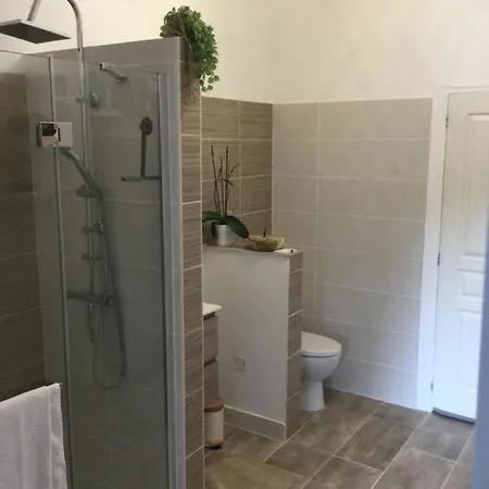 Chambre Independante Avec Salle De Bain Saint-Paul-et-Valmalle Esterno foto